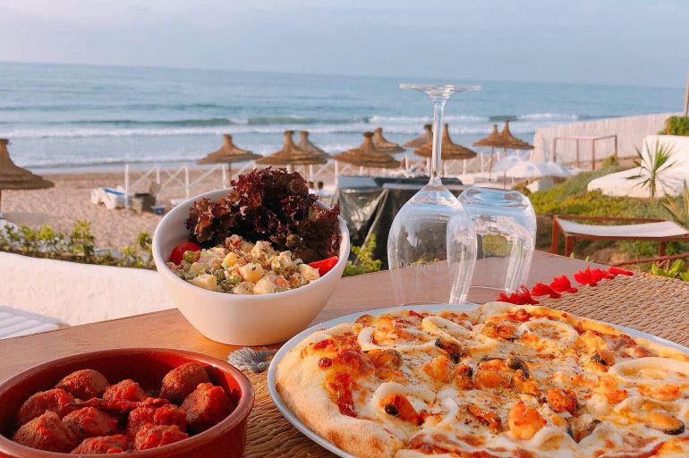 ScaraBay The Beach : The place to be cet été !